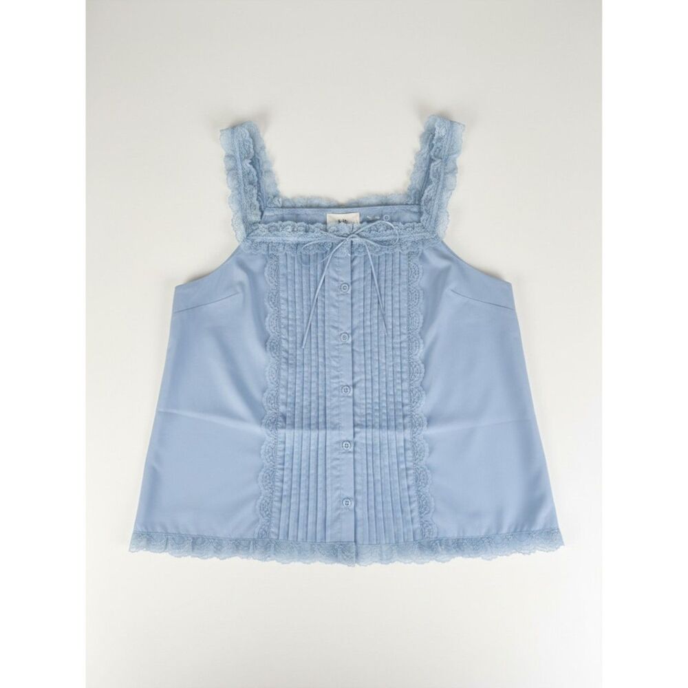 NWT Le Lis Light Blue Lace Trim Pintuck Button Front Cami Coquette Large L
